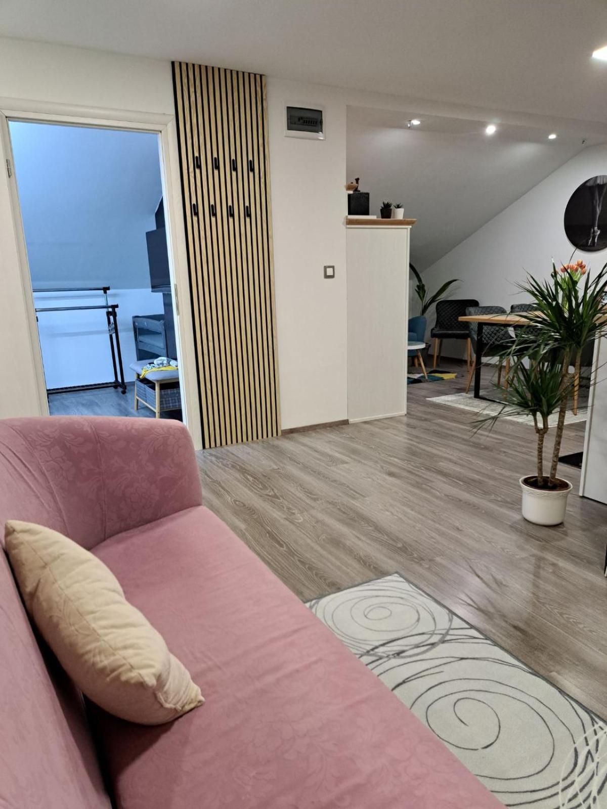 Apartmani Habibi Jalzabet 外观 照片